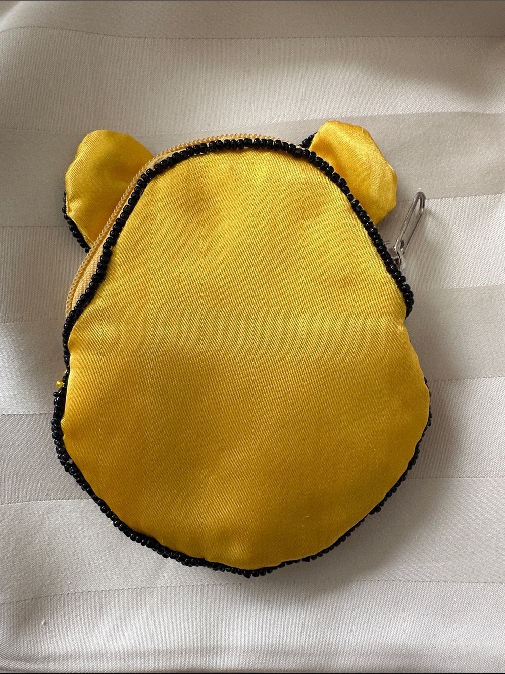 Walt Disney Winnie the Pooh coin purse beat it Winnie the Pooh coin bag - Picture 2 of 4